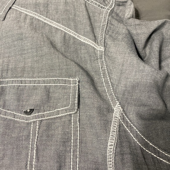 BKE Button-Up Shirt. Size Large. - Picture 4 of 7